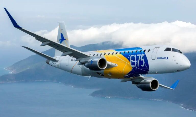 aviao-da-embraer-e175-Foto-Ricardo-Beccari-Embraer