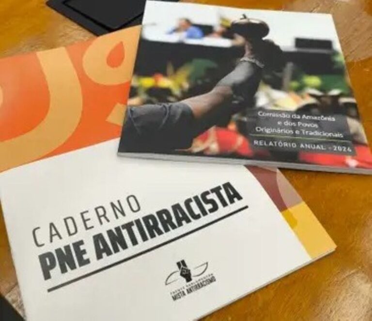 caderno-antiracista
