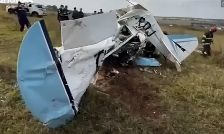 queda-de-aviao-
