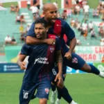 r0VFKk2i-Flu-e-Bahia-de-Feira