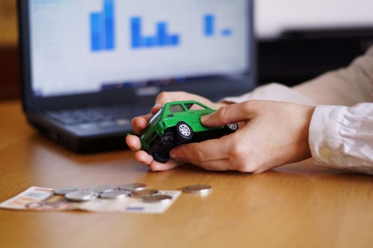 venda-carro-compra-foto-freepik