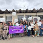 Policia-Civil-homenageia-delegada-Patricia-Aires-durante-a-campanha-Agosto-Lilas
