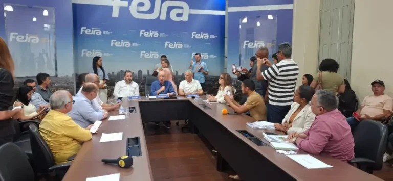 Prefeitura-de-Feira-convoca-mais-208-aprovados-em-concurso-ft-paulo-jose-acorda-cidade-