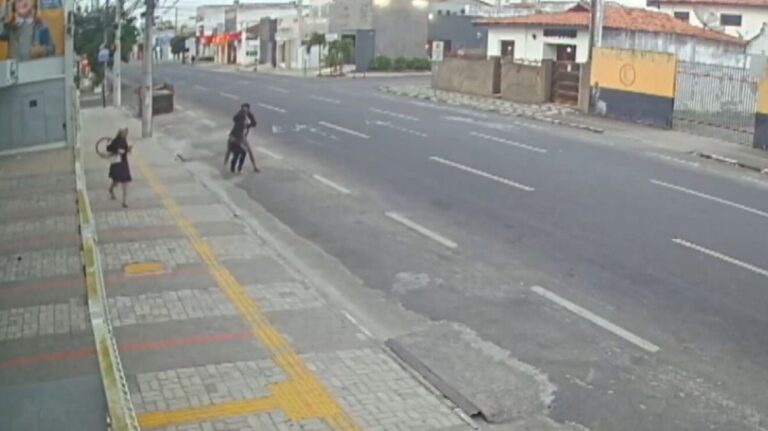 assalto-a-idosa-em-Feira