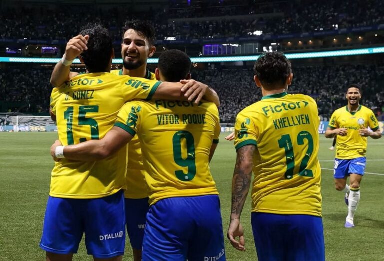 camisa-amarela-verde-palmeiras-foto-Cesar-Greco