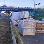 carga-tombada-foto-ed-santos-acorda-cidade-1