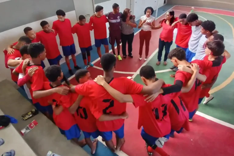 crianca-e-adolescentes-