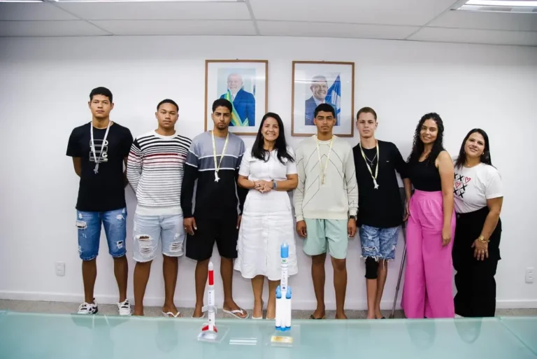 estudantes-baianos-premiados-em-oliimpiadas-de-foguetes-e-astronomia