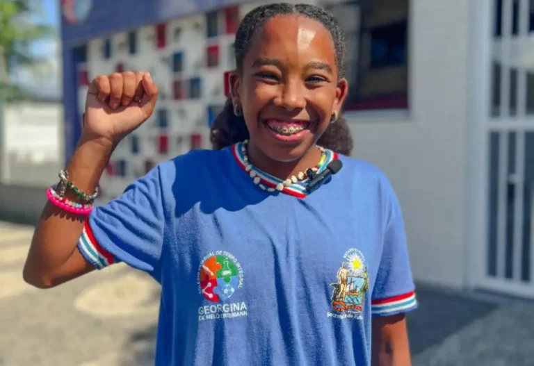 nK63TTh6-estudante-faz-apelo-a-Lewis-Hamilton-para-apoiar-mae-de-colega-com-cancer-3