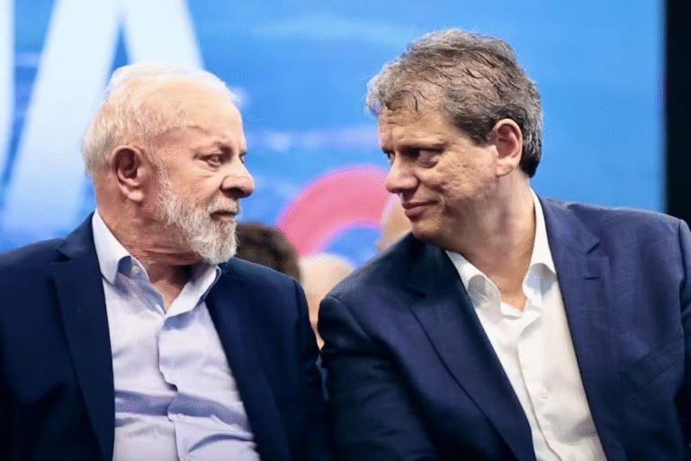 presidente-lula-governador-tarcizio-de-freitas-foto-Vanessa-Rodrigues-A-Tribuna-Jornal