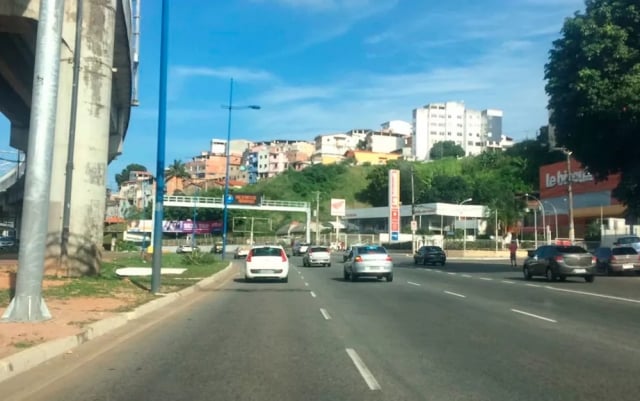 wiQqcUCb-Avenida-Bonoco-salvador