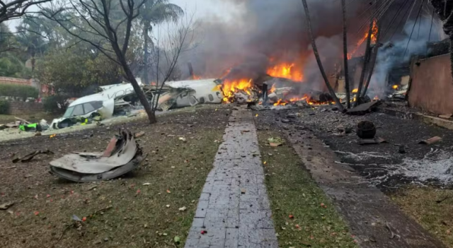 Aviao-cai-em-Sao-Paulop