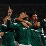 Gustavo-Gomez-da-SE-Palmeiras-comemora-seu-gol-contra-a-equipe-do-CA-River-Plate-foto-cersar-greco