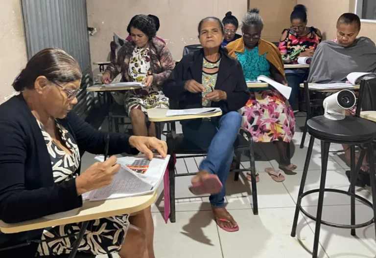 Jornada-da-Alfabetizacao-no-Aviario-2-1118x768-1