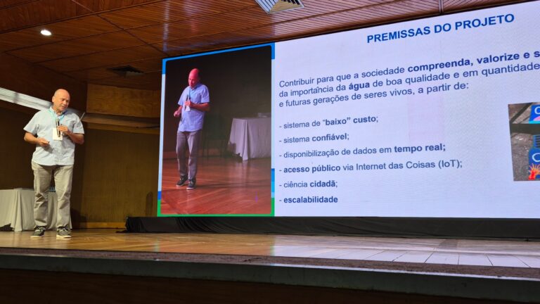 Marcos-Bernardes-coordenador-adjunto-do-FBCBH-foi-um-dos-palestrantes-do-evento