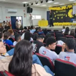 Palestra-debate-uso-responsavel-das-redes-sociais-e-saude-mental-dos-adolescentes-ft-ney-silva-acorda-cidade03