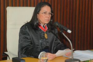 Primeira-mulher-a-ocupar-a-Presidencia-do-TJBA-Desembargadora-Silvia-Zarif-se-aposenta
