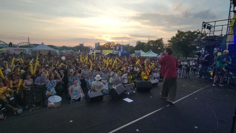 Saulo-Fernandes-show-do-Japao-090925