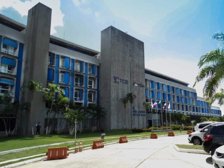 TCM-multa-ex-prefeito-em-R-5-mil-por-superfaturamento-em-contratos-na-saude