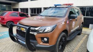 WpDt8KqY-Carro-Policia-Miitar-viatura-ft-ed-santos-acorda-cidade