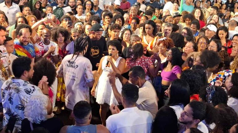 apresentacao-maryzelia-flifs-2025-foto-kaio-vinicius-acorda-cidade