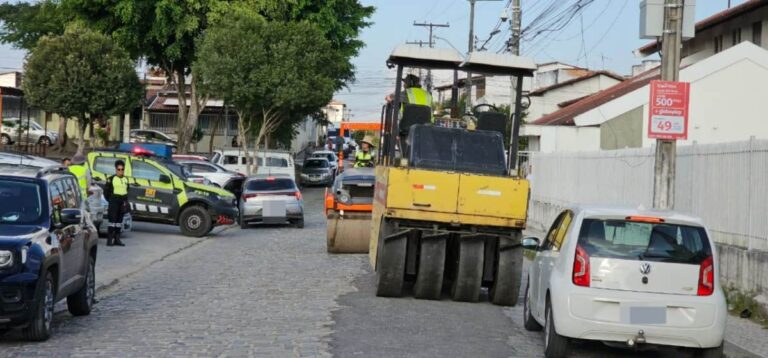 assinaura-ordem-de-servico-pavimentacao-ruas-cidade-nova-feira-de-santana-foto-paulo-jose-acorda-cidade-2