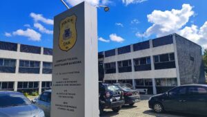 delegacia-de-homicidios-d-efeira-de-santana-foto-ed-santos