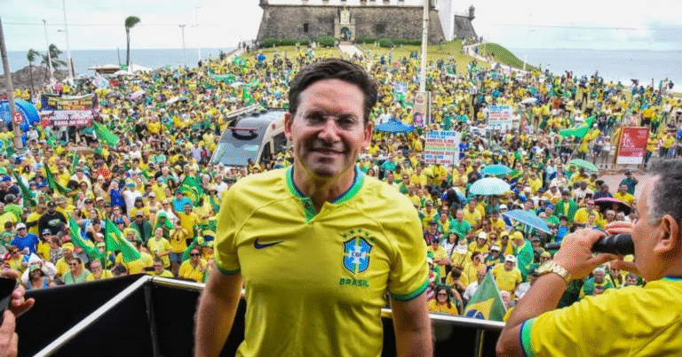 joao-roma-manifestacao-pro-bolsonaro-foto-reproducao-redes-sociais-