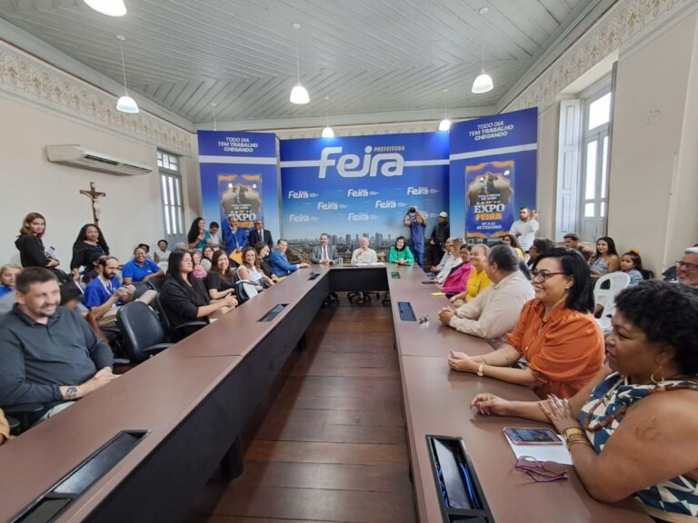 posso-dos-conselherios-do-5o-conselhor-tutelar-de-Feira-de-Santana-foto-ney-silva-acorda-cidade