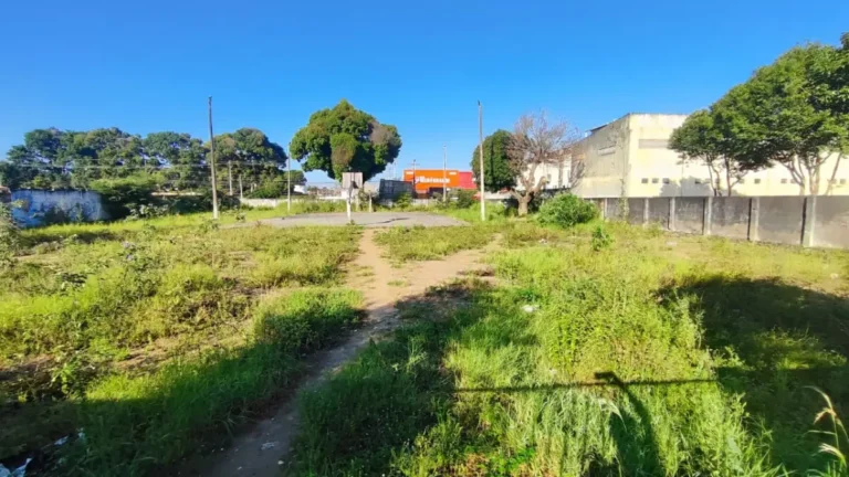 quadra-abandonada-no-Jomafa-5