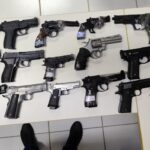 simulacros-de-armas-e-balancas-de-precisao-apreendidos-com-adolescentes-3