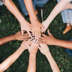 trabalho-em-equipe-acao-social-foto-freepik-
