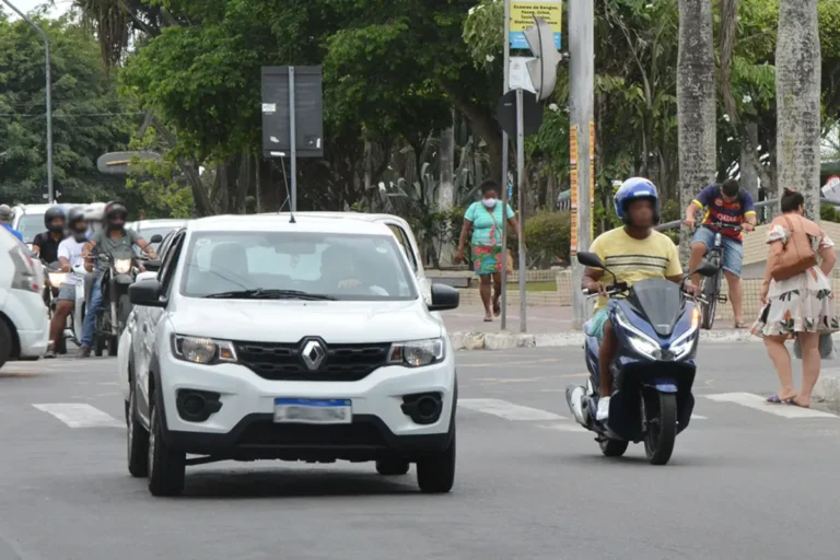 transito-de-Feira-de-Santana