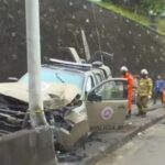 viatura-pm-colide-poste-salvador-foto-reproducao-tv-bahia