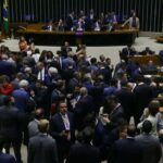Camara-aprova-isencao-do-IR-para-quem-ganha-ate-R-5-mil-foto-lula-marques-abr-1