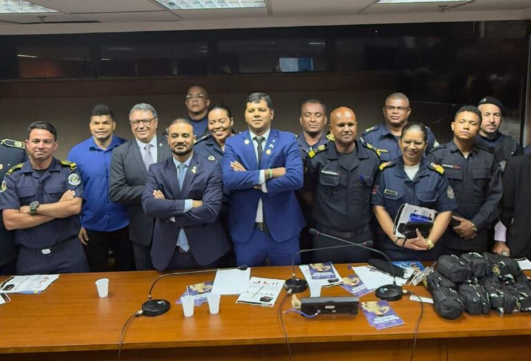 Capitao-Alden-e-Diego-Castro-071025