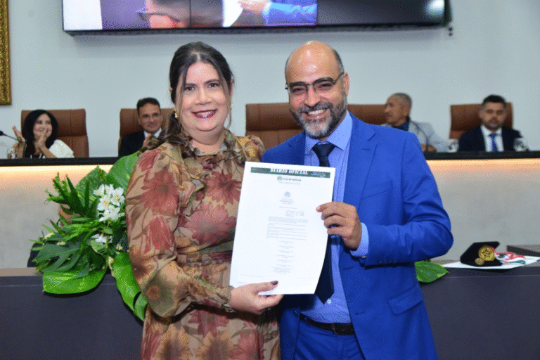 Carine-Menezes-Magalhaes-e-Pedro-Americo-foto-reproducao-camara-de-feira-de-santana-