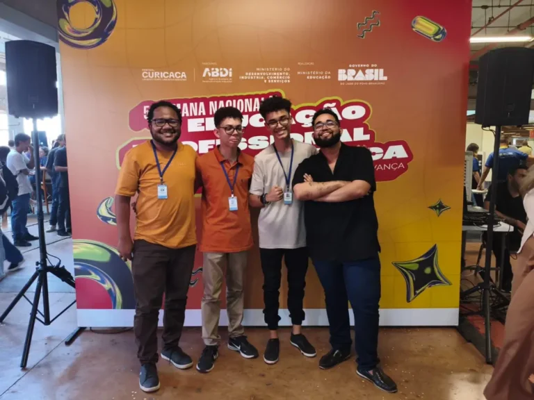 Estudantes-criam-drone-com-IA-