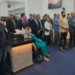 Ex-deputado-federal-Candido-Vaccarezza-recebe-titulo-de-Cidadao-Feirense-ft-ney-silva-acorda-cidade-2-1