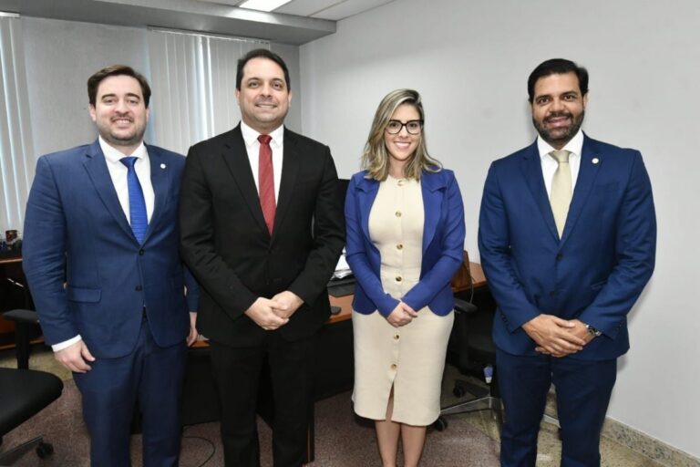 Novos-juizes-assumirao-a-6a-Vara-Civel-de-Feira-de-Santana-e-a-5a-Vara-dos-Juizados-Especiais