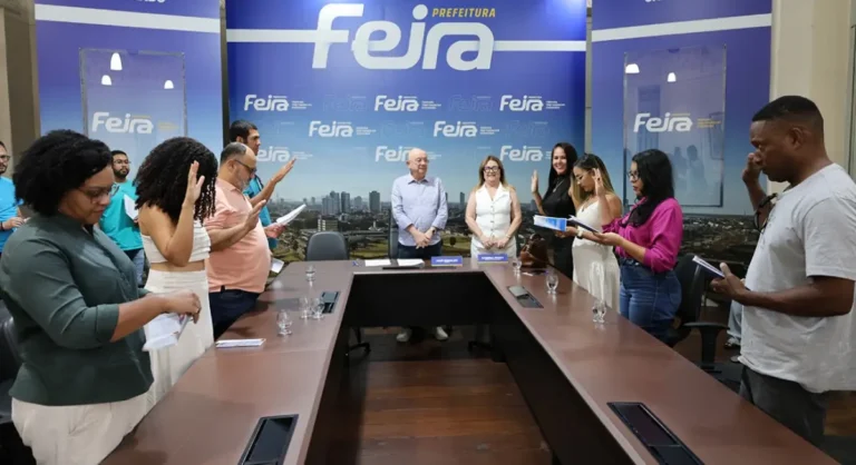 Novos-servidores-empossados