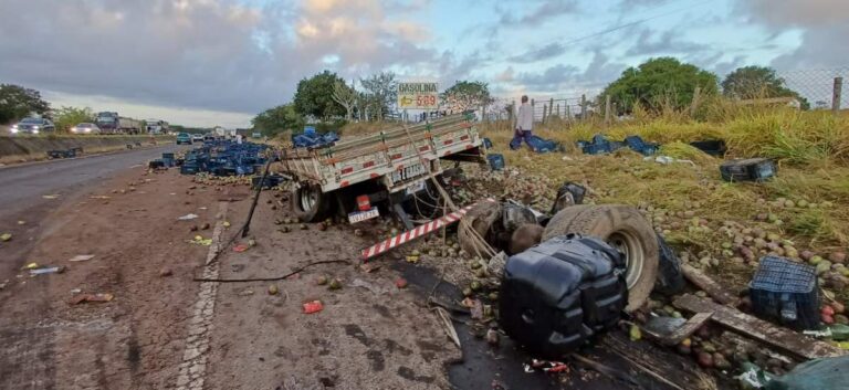 acidente-na-br-116-sul-foto-prf-3