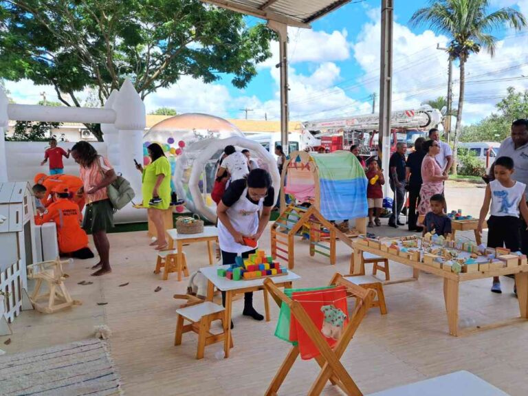 corpo-de-bombeiros-militares-arrecada-e-realiza-doacao-de-brinquedos-foto-ney-silva-acorda-cidade-3