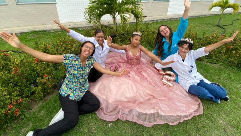 ensaio-debutante-aniversario-de-15-anos-paciente-do-hec-foto-divulgacao-