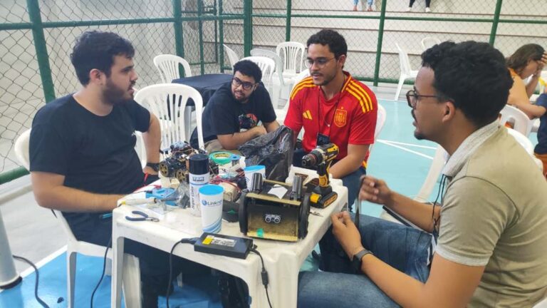 feira-de-robotica-foto-ed-santos-acorda-cidade-4