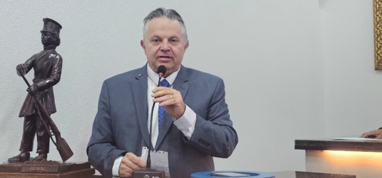 medico-Hermelino-de-Oliveira-Neto-foto-paulo-jose-acorda-cidade