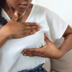 mulher-negra-seio-peito-mama-cancer-outubro-rosa-foto-divulgacao-1