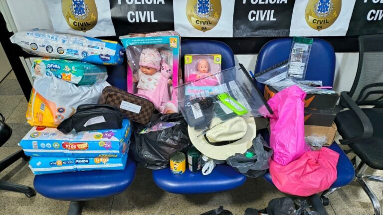 presos-acusados-notas-falsas-porto-seguro-foto-divulgacao-