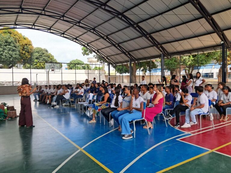 1a-feira-literaria-do-colegio-gastao-guimaraes-foto-ney-silva-acorda-cidade-12