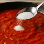 Descubra-como-1-colher-de-acucar-pode-salvar-molho-de-tomate-acido-demais-1280x720-1